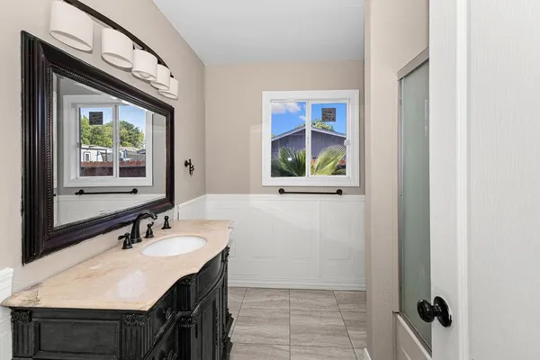 $525,000 | 1124 Lakewood Avenue, Modesto, CA 95355