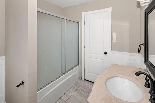 $525,000 | 1124 Lakewood Avenue, Modesto, CA 95355