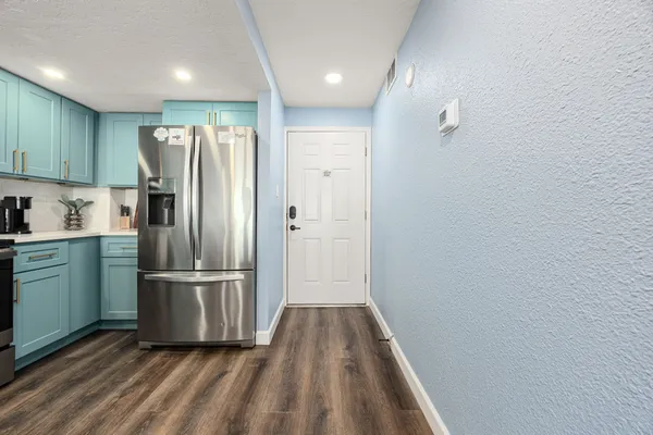 $249,000 | 7310 Seawall Boulevard, Unit 702, Galveston, TX 77551