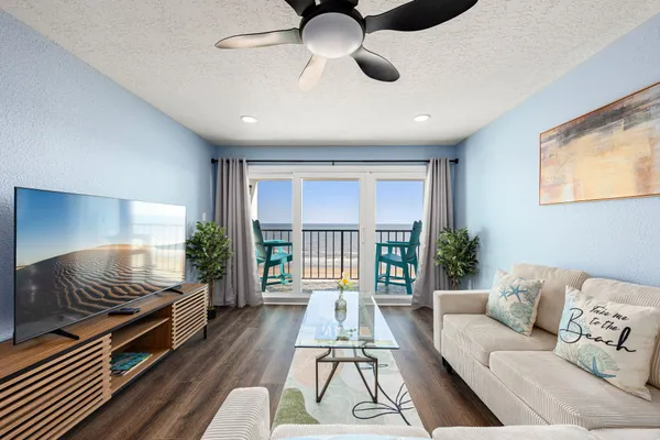 $249,000 | 7310 Seawall Boulevard, Unit 702, Galveston, TX 77551
