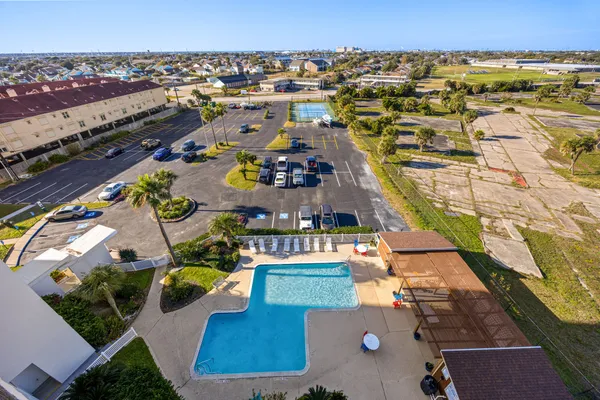 $249,000 | 7310 Seawall Boulevard, Unit 702, Galveston, TX 77551