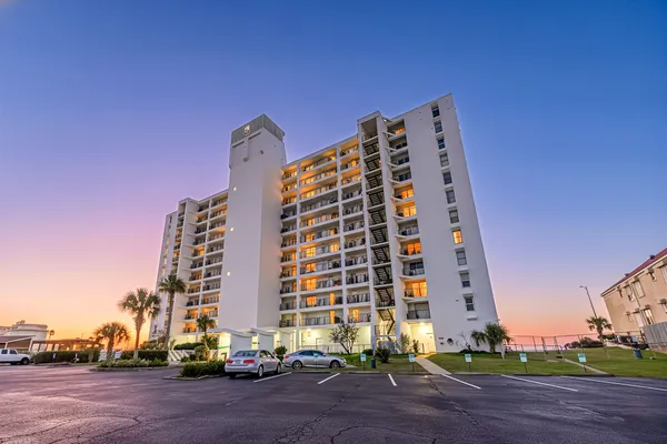 $249,000 | 7310 Seawall Boulevard, Unit 702, Galveston, TX 77551