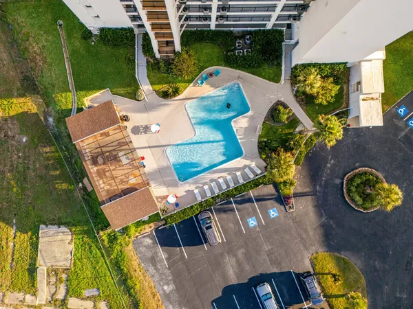 $249,000 | 7310 Seawall Boulevard, Unit 702, Galveston, TX 77551