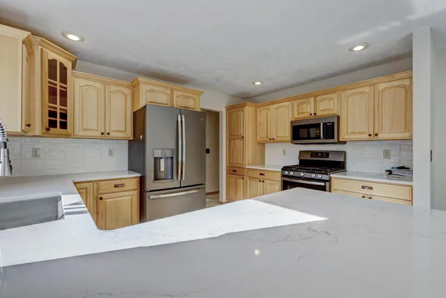 $469,900 | 1547 Foxfire Court, Waupaca, WI 54981