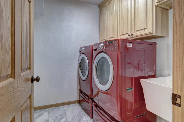 $469,900 | 1547 Foxfire Court, Waupaca, WI 54981