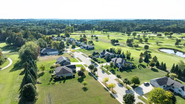 $469,900 | 1547 Foxfire Court, Waupaca, WI 54981