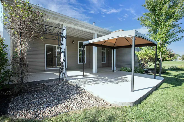 $469,900 | 1547 Foxfire Court, Waupaca, WI 54981