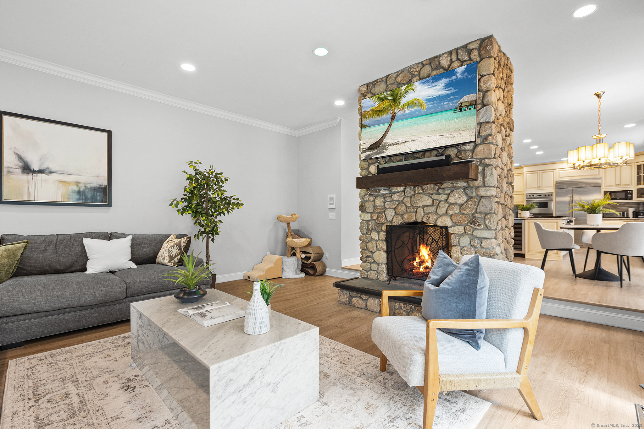 40 Wildwood Road Stamford, CT 06903 - Photo 11 of 39