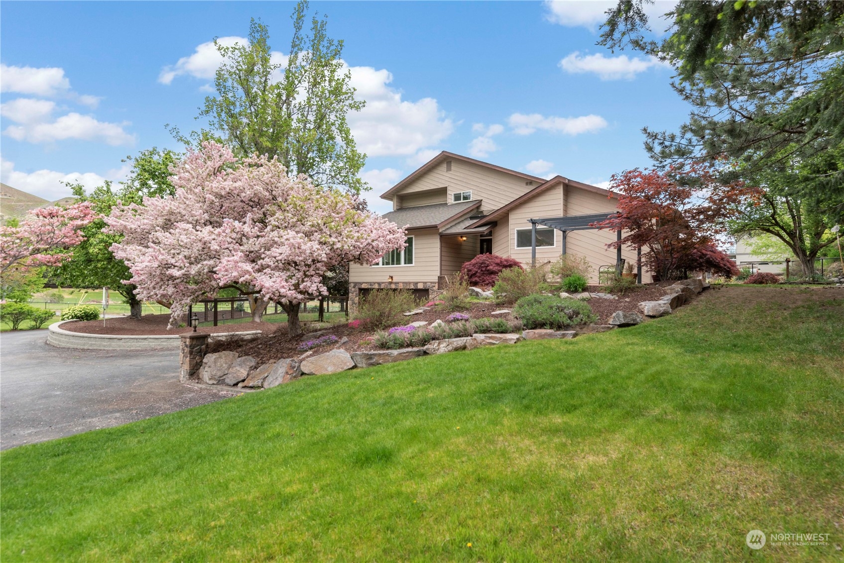 2811 Number 1 Canyon Road Wenatchee, WA 98801 - Photo 35 of 39 Gallery Image 35