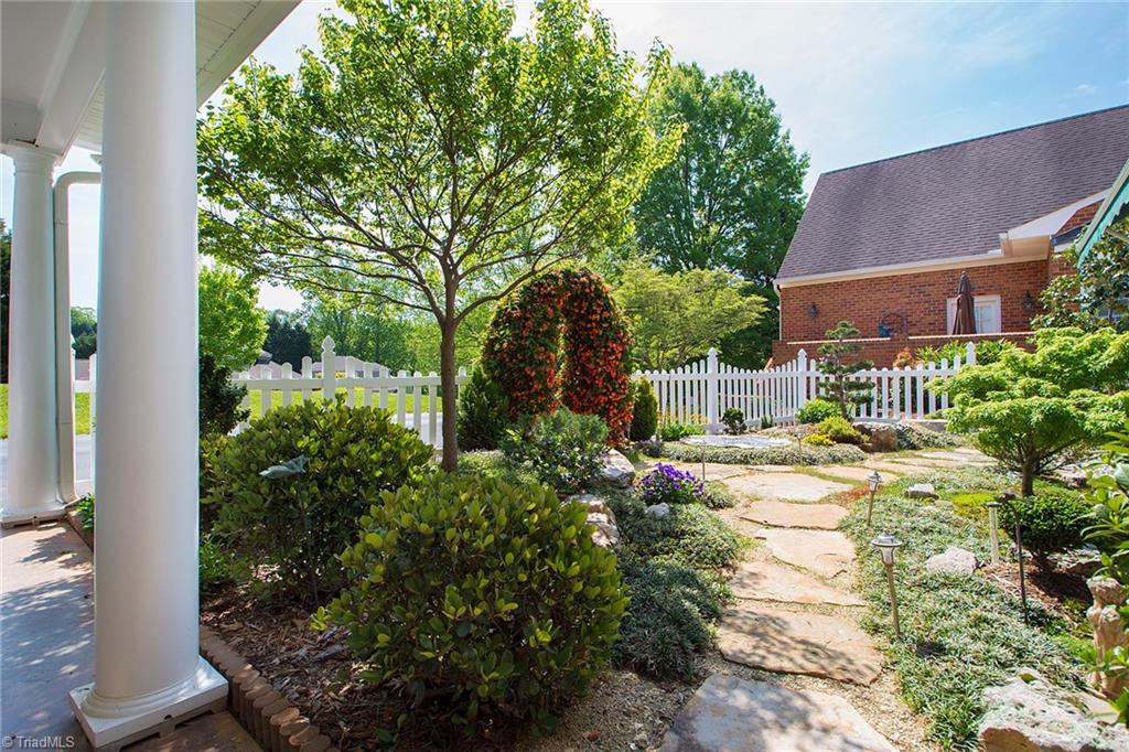 613 Rittenhouse Court Winston-Salem, NC 27104 - Photo 17 of 22 Gallery Image 17