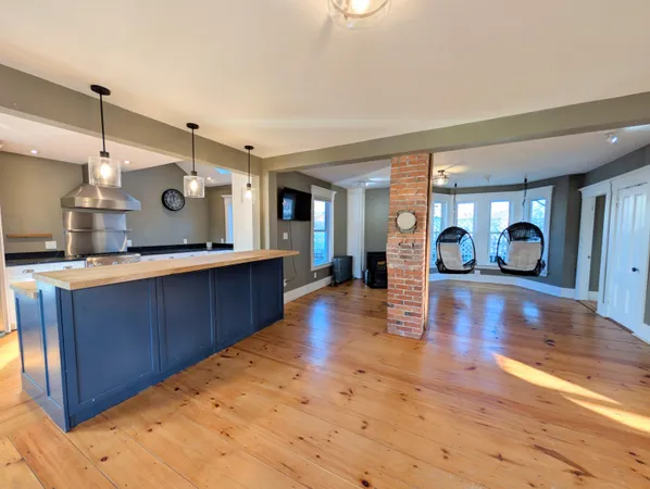 $465,000 | 17 Market Street, North Berwick, ME 03906
