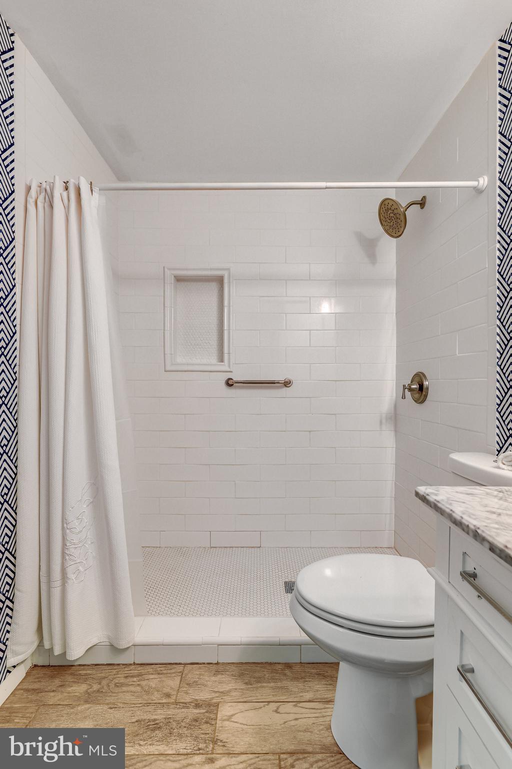 10232 Vale Road Vienna, VA 22181 - Photo 32 of 95 Gallery Image 32