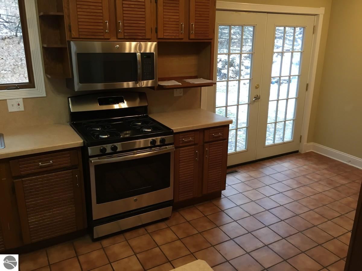 3578 Vandermark Road Bellaire, MI 49615 - Photo 11 of 41 1793838-10.JPG