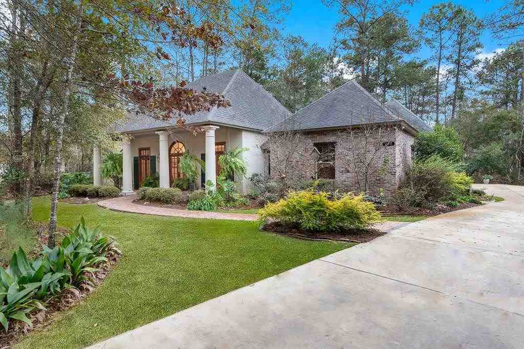 239 Perrilloux Road Madisonville, LA 70447 - Photo 2 of 30 Gallery Image 2