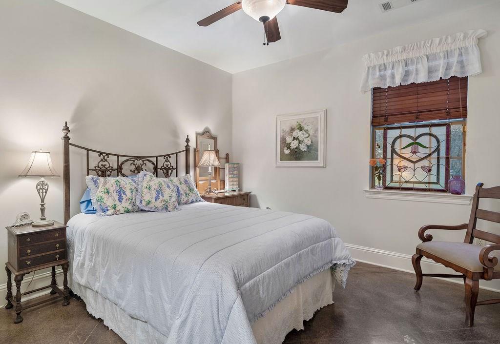 239 Perrilloux Road Madisonville, LA 70447 - Photo 28 of 30 Gallery Image 28