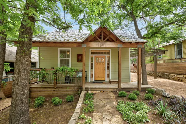 $595,000 | 2503 Bryan Street, Austin, TX 78702