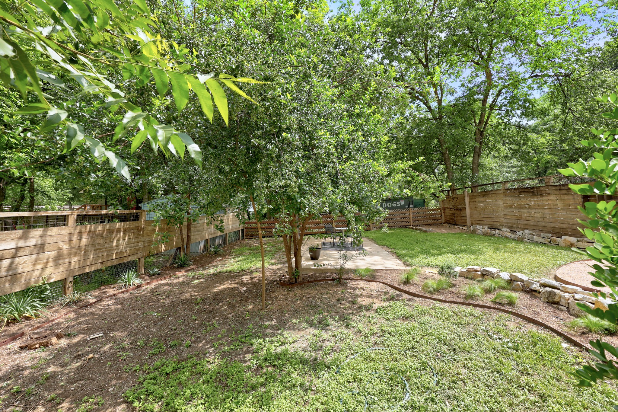 2503 Bryan Street Austin, TX 78702 - Photo 32 of 33 This home sits in a premier location to experience the best of the Rosewood community and East Austin!
