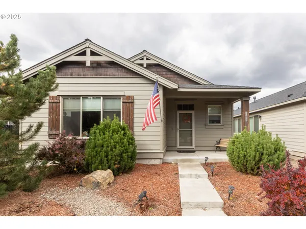 $439,000 | 51840 Hollinshead Place, La Pine, OR 97739