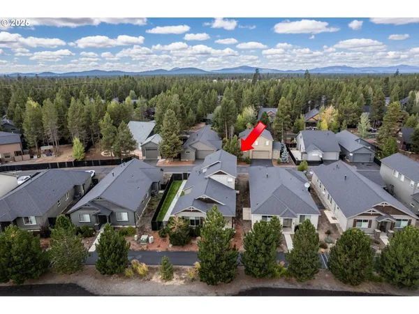 $439,000 | 51840 Hollinshead Place, La Pine, OR 97739