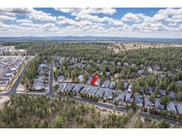 $439,000 | 51840 Hollinshead Place, La Pine, OR 97739