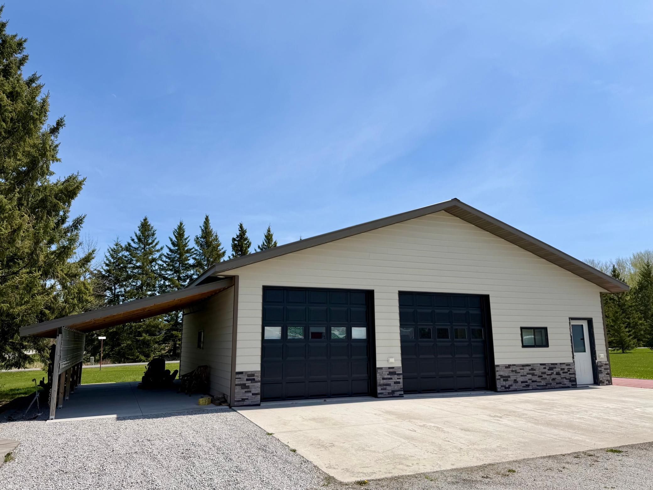 752 Hallberg Street Southwest Warroad, MN 56763 - Photo 3 of 11