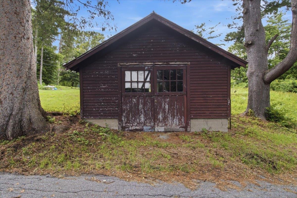 236-240 Grandview Street Bennington, VT 05201 - Photo 7 of 14