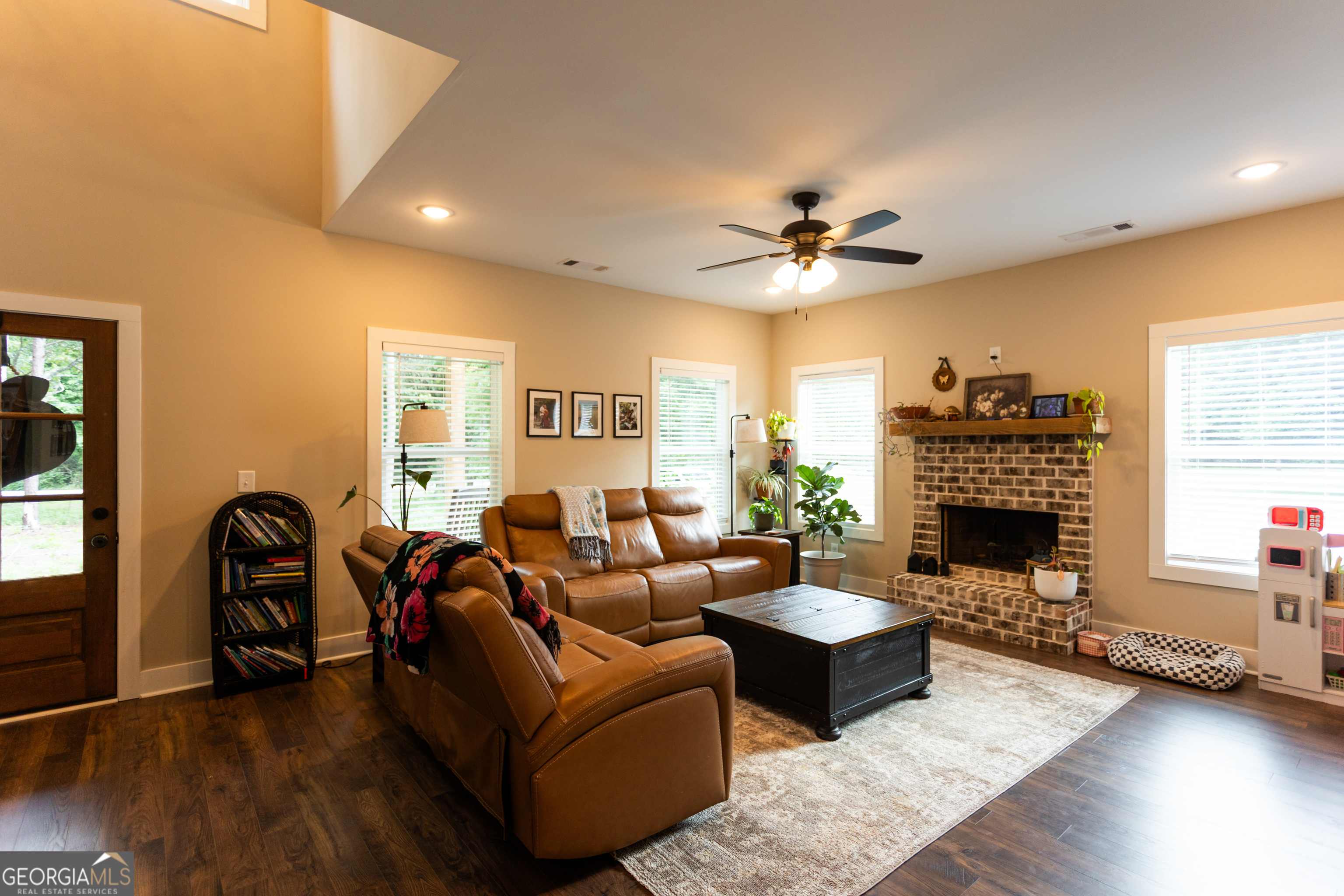 970 Jackson Lake Road Mansfield, GA 30055 - Photo 4 of 43