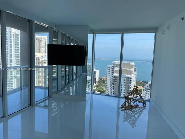 $6,800 | 495 Brickell Avenue, Unit 2902, Miami, FL 33131