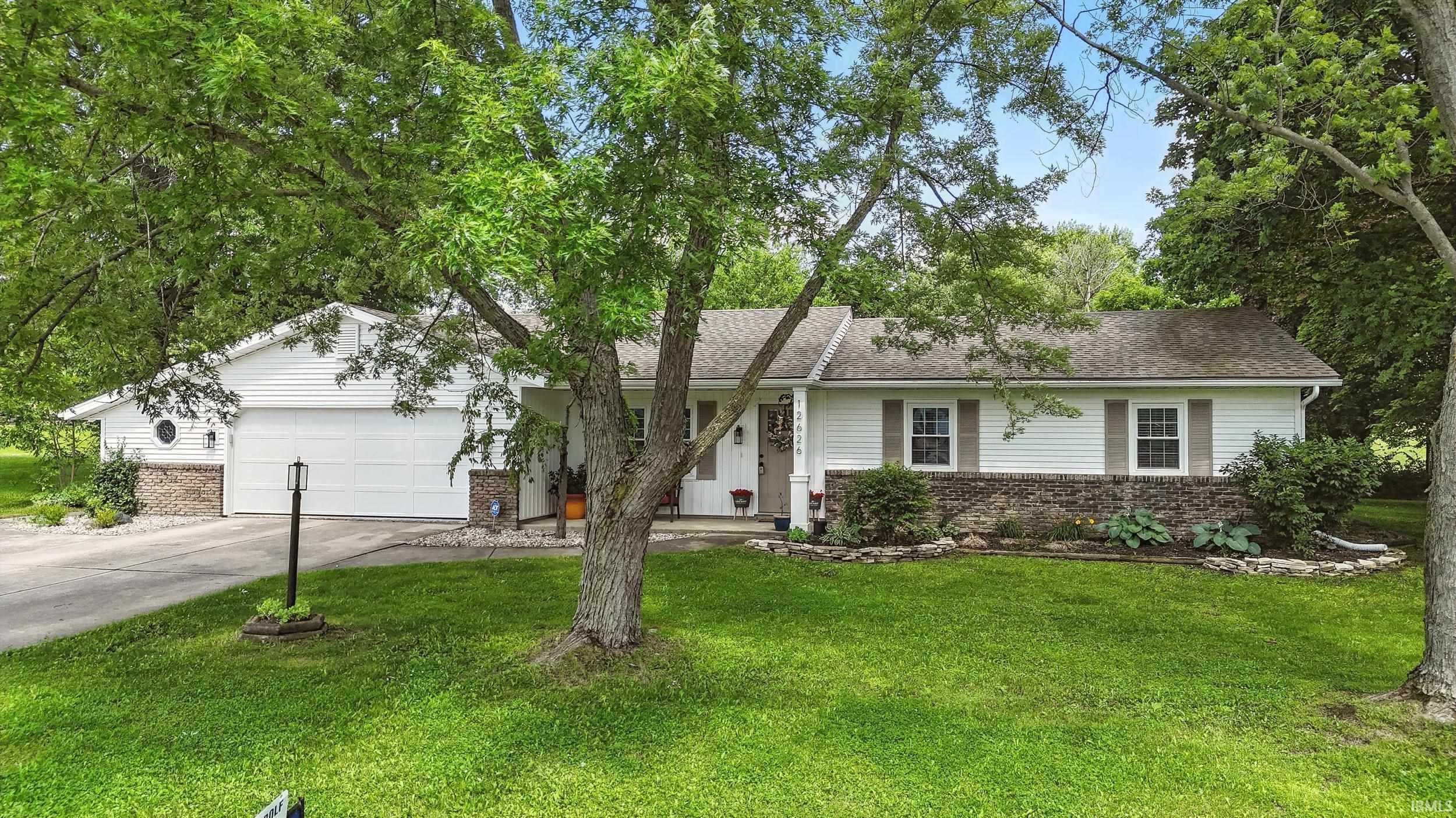 12626 Lynnbrook Road Fort Wayne, IN 46845 - Photo 1 of 36