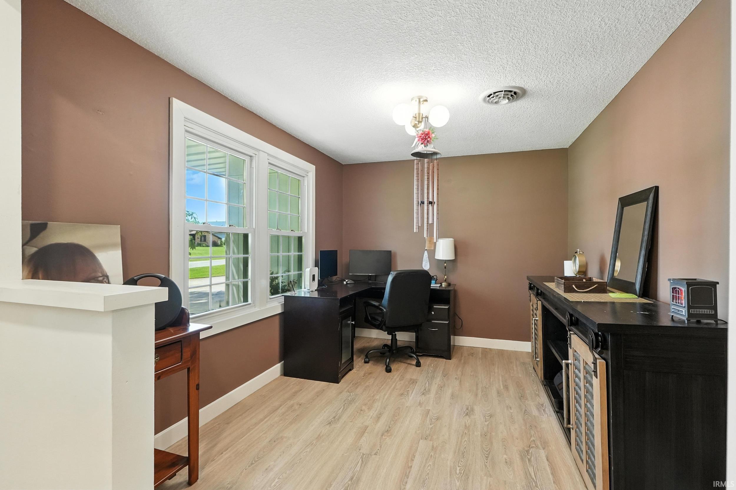 12626 Lynnbrook Road Fort Wayne, IN 46845 - Photo 8 of 36