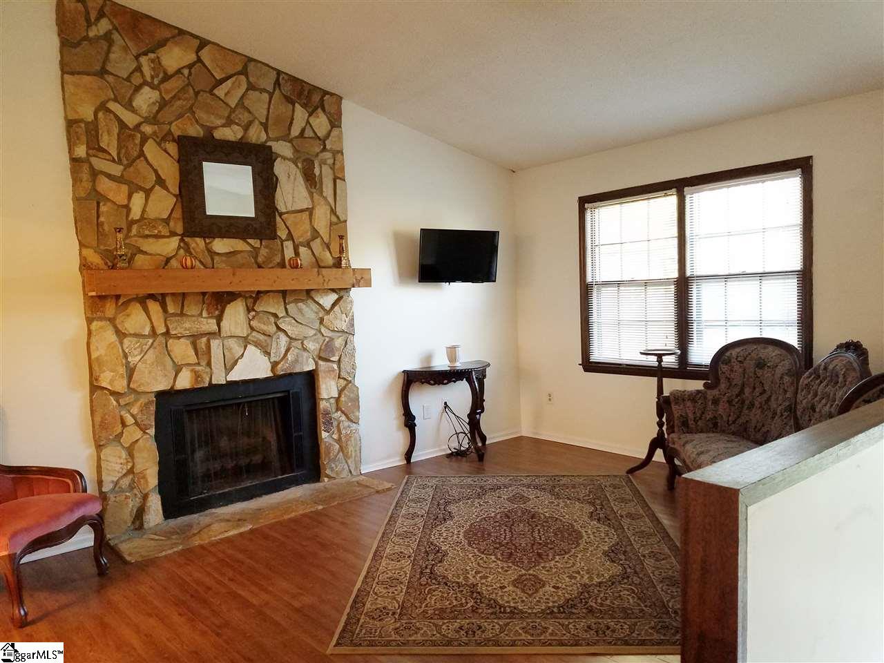 413 Hunters Trail Greenville, SC 29615 - Photo 7 of 15 Gallery Image 7