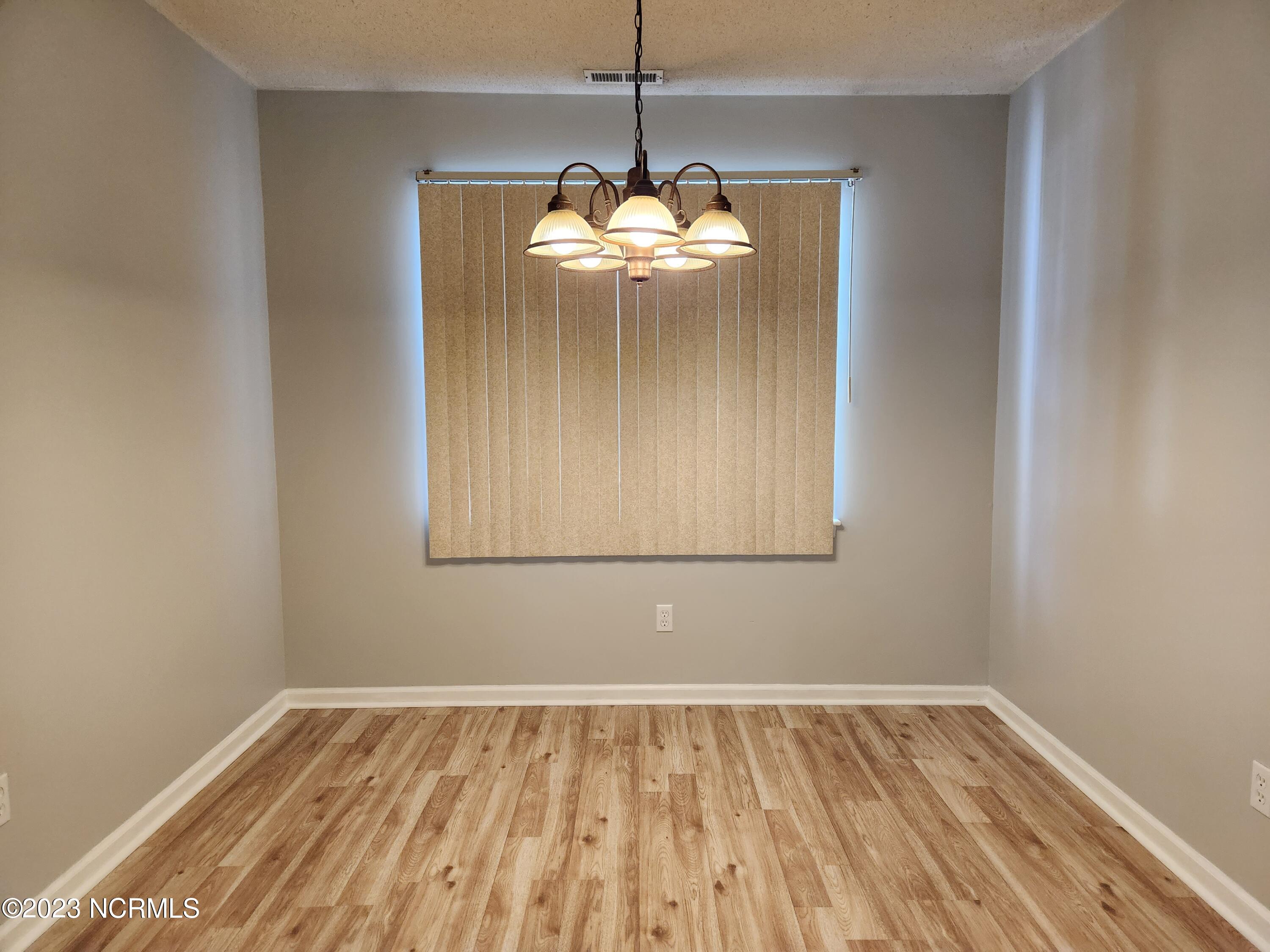 3043 Foxhorn Road Jacksonville, NC 28546 - Photo 4 of 21 20231017_130902