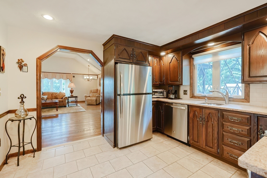 68 Catamount Road Tewksbury, MA 01876 - Photo 22 of 42 Gallery Image 22
