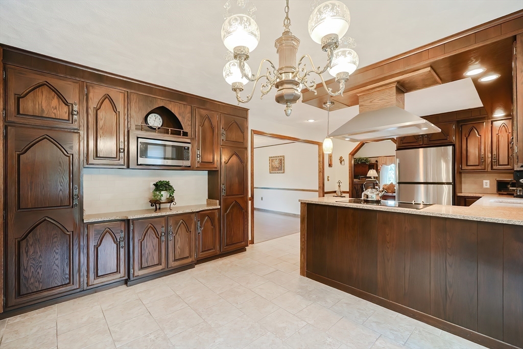 68 Catamount Road Tewksbury, MA 01876 - Photo 24 of 42 Gallery Image 24
