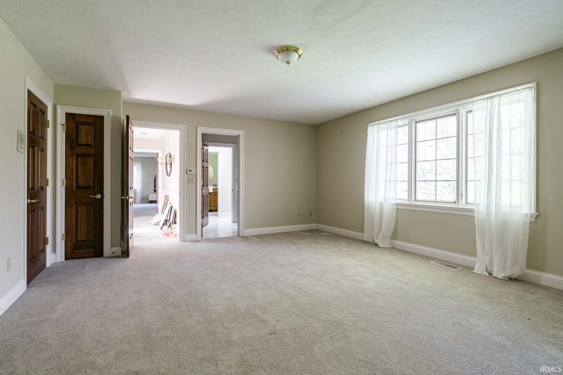 20601 Auten Road South Bend, IN 46637 - Photo 29 of 34 Gallery Image 29