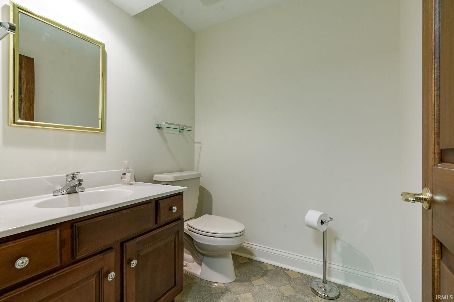 20601 Auten Road South Bend, IN 46637 - Photo 32 of 34 Gallery Image 32