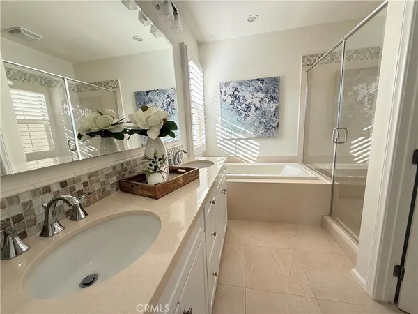 $1,380,000 | 84 Jade Flower, Irvine, CA 92620