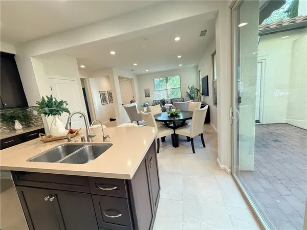 $1,380,000 | 84 Jade Flower, Irvine, CA 92620