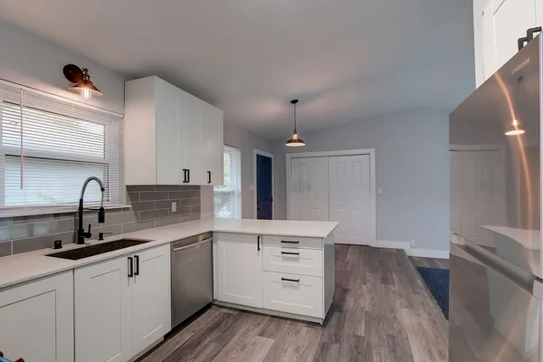 $1,550 | 2305 Ventura Drive, Unit B, Austin, TX 78741