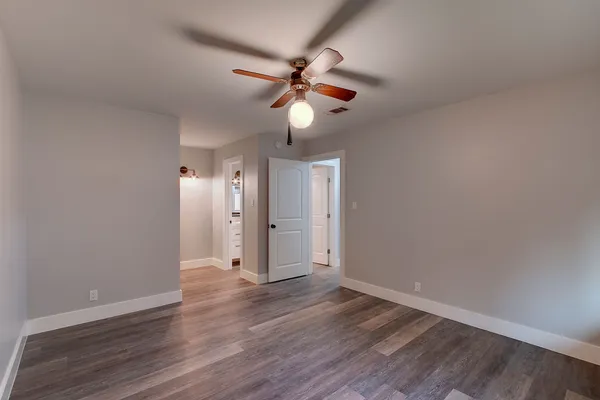 $1,550 | 2305 Ventura Drive, Unit B, Austin, TX 78741