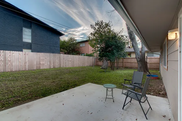 $1,550 | 2305 Ventura Drive, Unit B, Austin, TX 78741