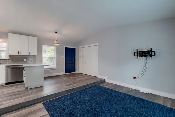 $1,550 | 2305 Ventura Drive, Unit B, Austin, TX 78741