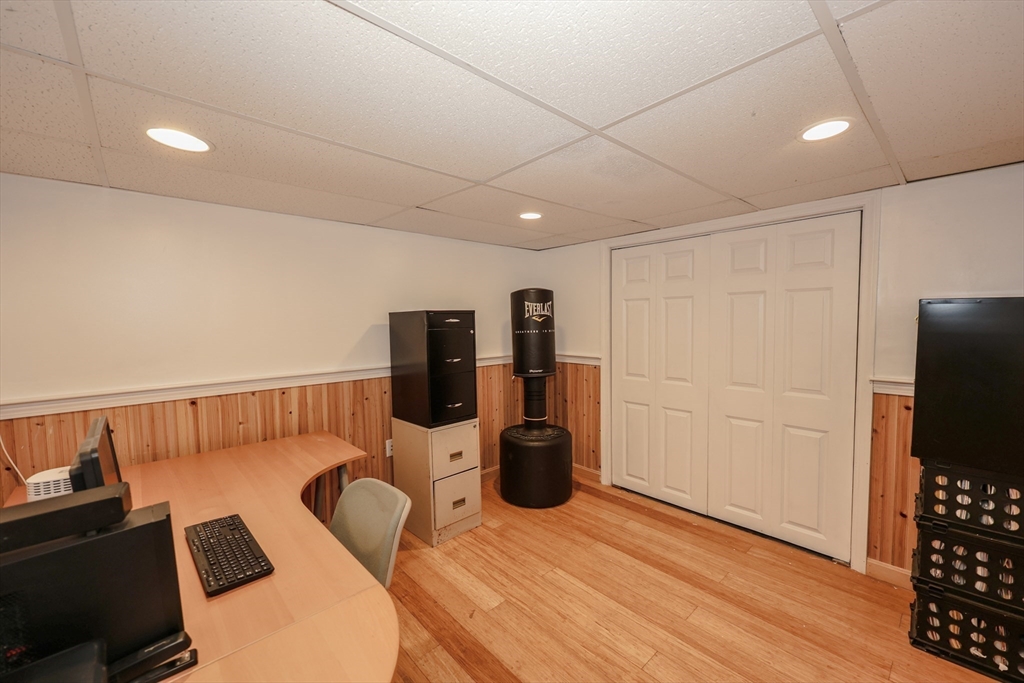 86 Meadowbrook Road Chelmsford, MA 01863 - Photo 18 of 41