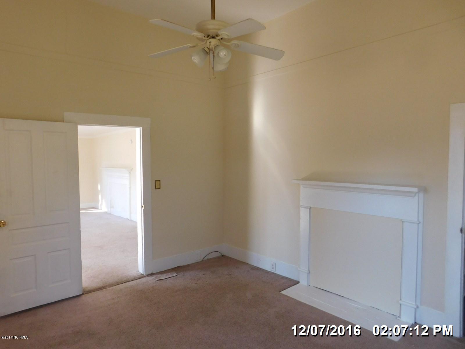 1344 Institute Road Kinston, NC 28504 - Photo 7 of 9 41 BEDROOM 1