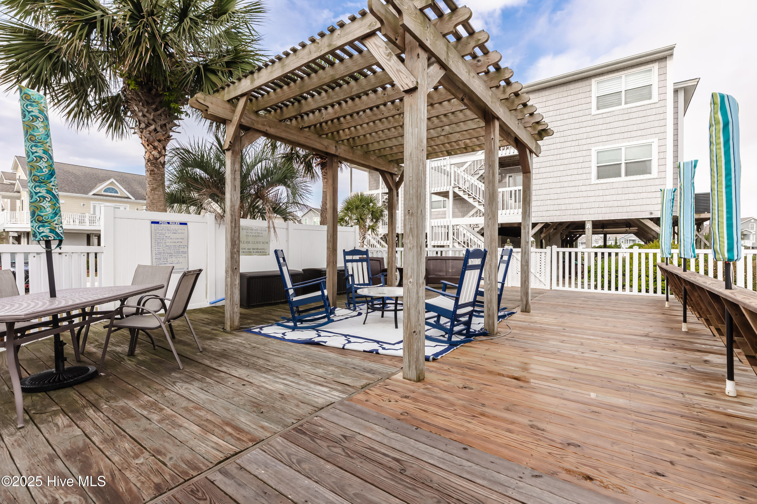 4 Seabrook Road, Unit 1 Ocean Isle Beach, NC 28469 - Photo 29 of 37 Picnic Area