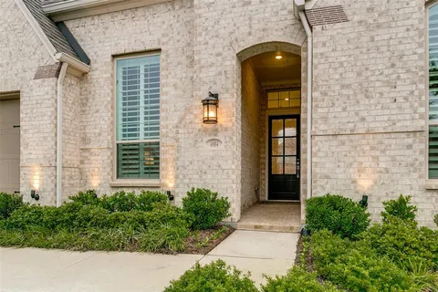 $645,000 | 4004 Fall Aster Way, Aubrey, TX 76227