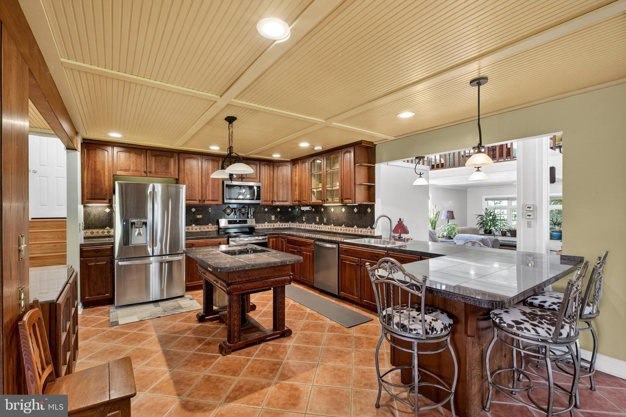 7 Cynthia Court Elkton, MD 21921 - Photo 4 of 56 Do your thing is this Chef's Kitchen