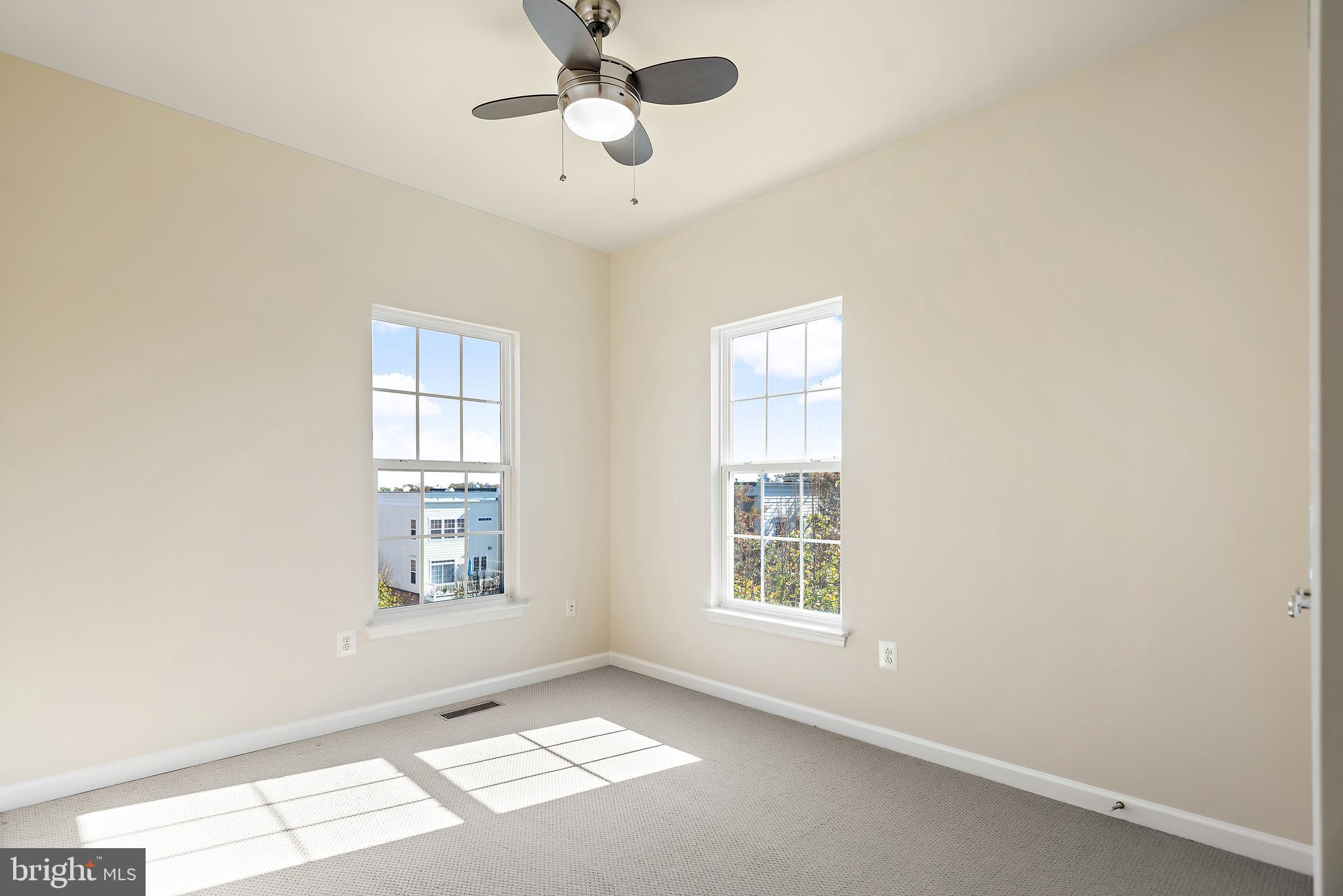 2147 Little Sorrel Way Silver Spring, MD 20902 - Photo 32 of 50 Gallery Image 32