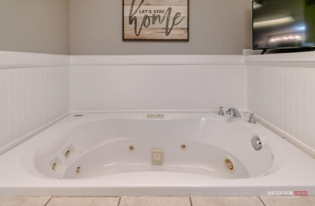 1015 Horton Road Muskegon, MI 49445 - Photo 26 of 30 26