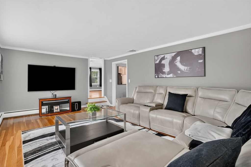 125 East Allen Ridge Road Springfield, MA 01118 - Photo 10 of 42